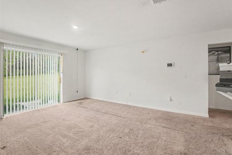 House in Kissimmee, Florida 3 bedrooms, 144.18 sq.m. № 2230635 - photo 6