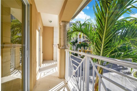Купить кондоминиум в Авентура, Флорида 3 спальни, 166.95м2, № 2253767 - фото 11