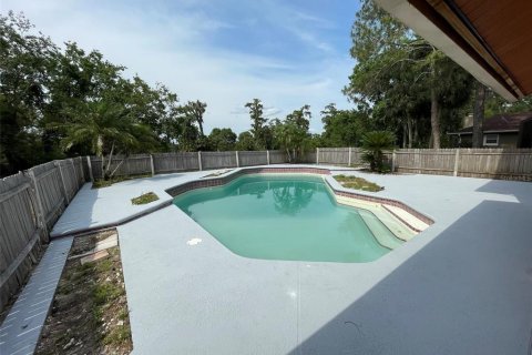 House in Orlando, Florida 4 bedrooms, 304.63 sq.m. № 2352328 - photo 24
