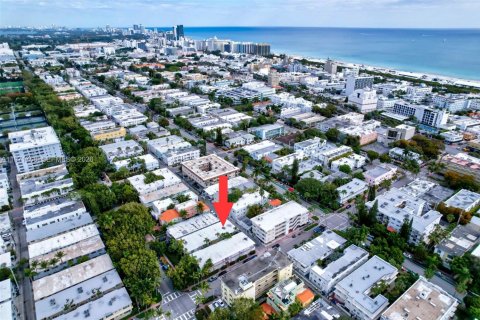 Copropriété à vendre à Miami Beach, Floride: 39.02 m2 № 2033577 - photo 2
