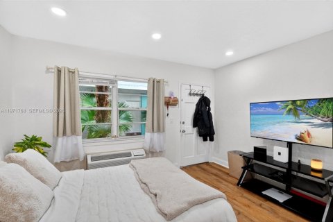 Copropriété à vendre à Miami Beach, Floride: 39.02 m2 № 2033577 - photo 12