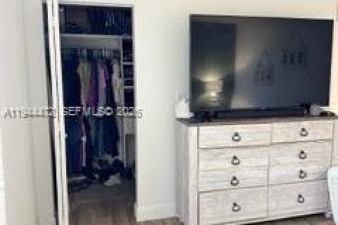 Casa en venta en Homestead, Florida, 4 dormitorios, 185.06 m2 № 2001613 - foto 13