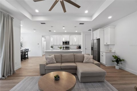 Casa en venta en North Port, Florida, 3 dormitorios, 169.64 m2 № 2218544 - foto 13