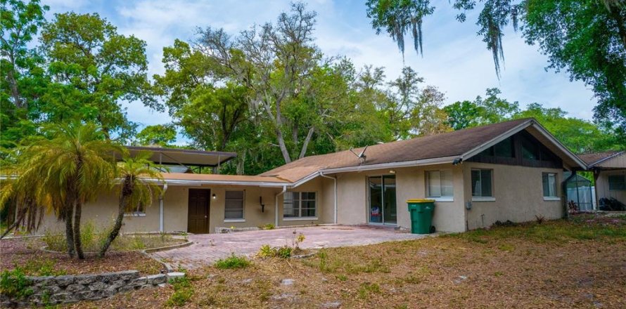 House in Lake Mary, Florida 3 bedrooms, 166.85 sq.m. № 1684919
