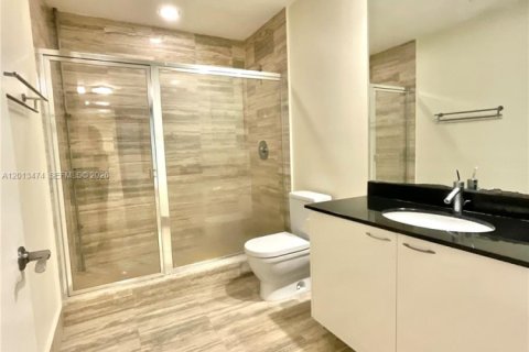 Condominio en venta en Sunny Isles Beach, Florida, 2 dormitorios, 182.27 m2 № 2076553 - foto 14