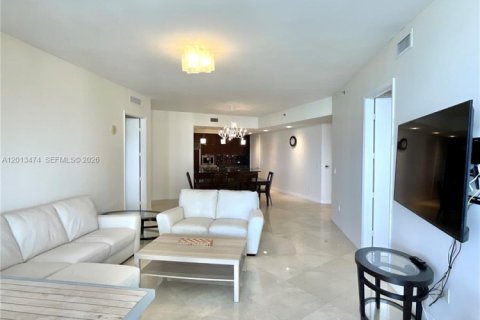 Condominio en venta en Sunny Isles Beach, Florida, 2 dormitorios, 182.27 m2 № 2076553 - foto 8
