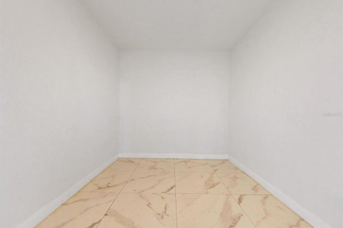 Casa en venta en Kissimmee, Florida, 3 dormitorios, 193.05 m2 № 1574416 - foto 16