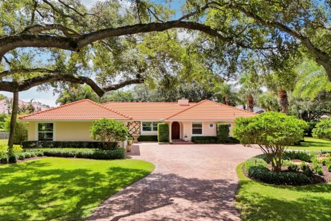 House in Tequesta, Florida 3 bedrooms, 260.13 sq.m. № 2402467