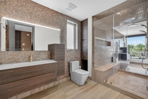 House in Fort Lauderdale, Florida 4 bedrooms, 397.06 sq.m. № 2018829 - photo 29