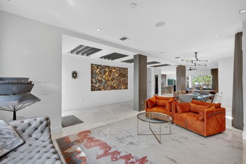 House in Fort Lauderdale, Florida 4 bedrooms, 397.06 sq.m. № 2018829 - photo 5