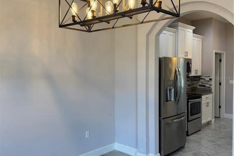 Villa ou maison à louer à Lakeland, Floride: 4 chambres, 214.98 m2 № 2112387 - photo 5