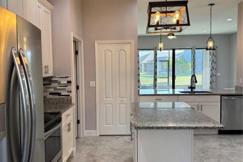Villa ou maison à louer à Lakeland, Floride: 4 chambres, 214.98 m2 № 2112387 - photo 7