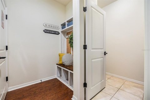 House in Wesley Chapel, Florida 4 bedrooms, 247.31 sq.m. № 1719326 - photo 18
