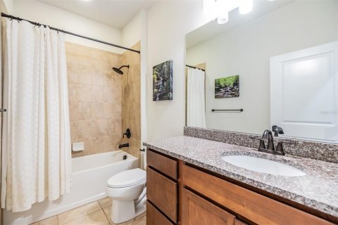 House in Wesley Chapel, Florida 4 bedrooms, 247.31 sq.m. № 1719326 - photo 16