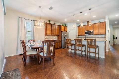 House in Wesley Chapel, Florida 4 bedrooms, 247.31 sq.m. № 1719326 - photo 25
