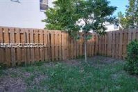 Touwnhouse à vendre à Homestead, Floride: 3 chambres, 157.47 m2 № 2068625 - photo 8