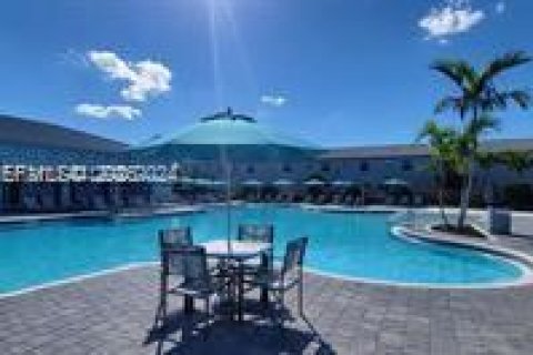 Touwnhouse à vendre à Homestead, Floride: 3 chambres, 157.47 m2 № 2068625 - photo 15