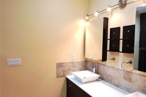 Casa en venta en Palm Coast, Florida, 4 dormitorios, 200.39 m2 № 1772942 - foto 22