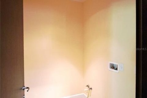 Casa en venta en Palm Coast, Florida, 4 dormitorios, 200.39 m2 № 1772942 - foto 16
