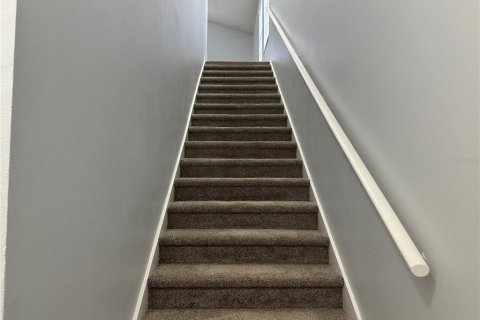 Condominio en alquiler en Gainesville, Florida, 1 dormitorio, 93.09 m2 № 1893752 - foto 17