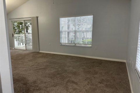 Condominio en alquiler en Gainesville, Florida, 1 dormitorio, 93.09 m2 № 1893752 - foto 2