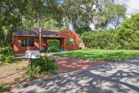 House in Tampa, Florida 2 bedrooms, 110 sq.m. № 1826727 - photo 24
