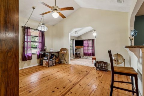 House in Tampa, Florida 2 bedrooms, 110 sq.m. № 1826727 - photo 7
