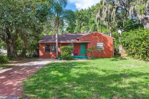 House in Tampa, Florida 2 bedrooms, 110 sq.m. № 1826727 - photo 1