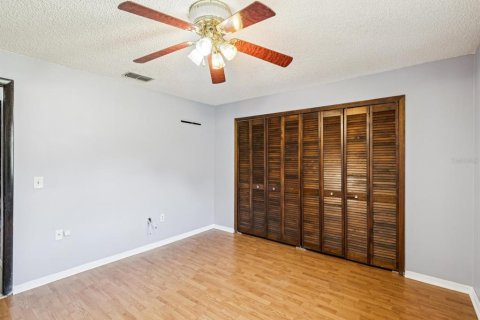 House in Wesley Chapel, Florida 5 bedrooms, 279.26 sq.m. № 1856363 - photo 10