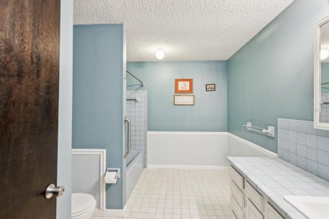 House in Wesley Chapel, Florida 5 bedrooms, 279.26 sq.m. № 1856363 - photo 7