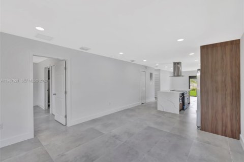 Villa ou maison à vendre à Miami Gardens, Floride: 3 chambres № 2029056 - photo 23