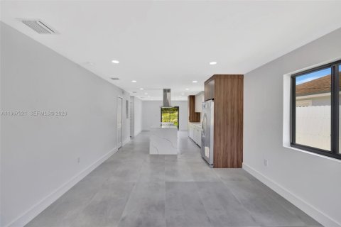 Villa ou maison à vendre à Miami Gardens, Floride: 3 chambres № 2029056 - photo 22