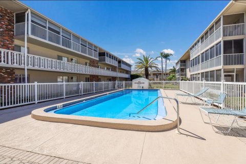 Condominio en venta en Sarasota, Florida, 2 dormitorios, 89.56 m2 № 1523124 - foto 21
