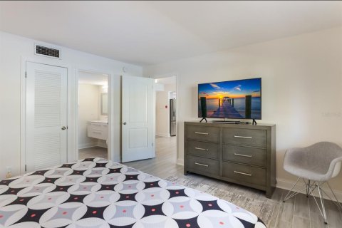 Condominio en venta en Sarasota, Florida, 2 dormitorios, 89.56 m2 № 1523124 - foto 19
