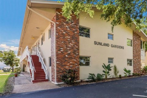 Condominio en venta en Sarasota, Florida, 2 dormitorios, 89.56 m2 № 1523124 - foto 1