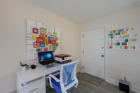 Condominio en venta en Sarasota, Florida, 2 dormitorios, 89.56 m2 № 1523124 - foto 11