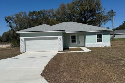 House in Ocala, Florida 4 bedrooms, 160.72 sq.m. № 1574325 - photo 1