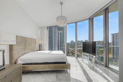 Condominio en venta en Miami Beach, Florida, 2 dormitorios, 136.1 m2 № 2042508 - foto 3