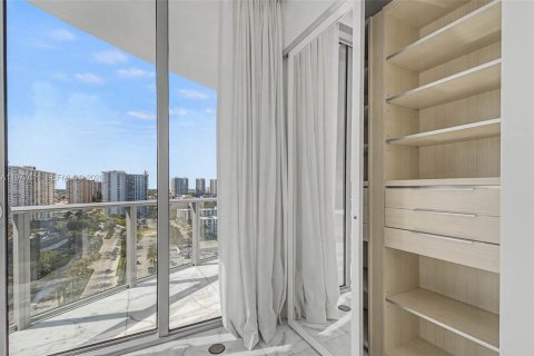 Condominio en venta en Miami Beach, Florida, 2 dormitorios, 136.1 m2 № 2042508 - foto 5