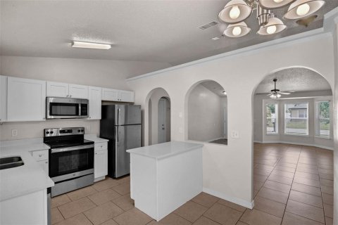 Casa en venta en Kissimmee, Florida, 3 dormitorios, 120.12 m2 № 1801683 - foto 14