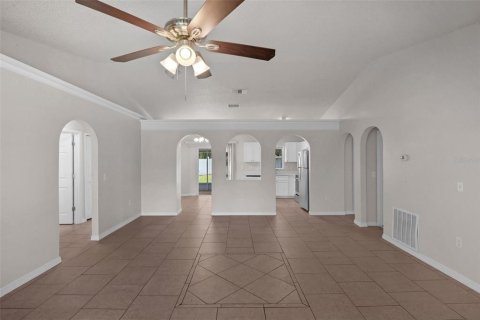 Casa en venta en Kissimmee, Florida, 3 dormitorios, 120.12 m2 № 1801683 - foto 10