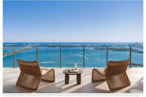 Condo in Miami, Florida, 4 bedrooms  № 1860197 - photo 21