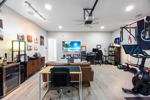 Casa en venta en Miami Gardens, Florida, 3 dormitorios, 169.92 m2 № 1950067 - foto 21