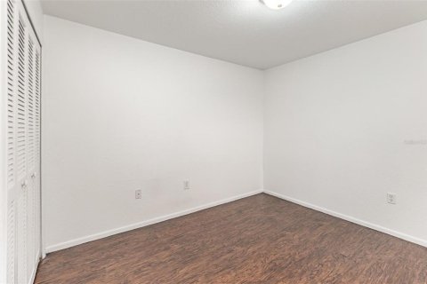 Condo in Orlando, Florida, 2 bedrooms  № 1769317 - photo 16