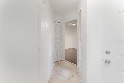 Condo in Orlando, Florida, 2 bedrooms  № 1769317 - photo 7