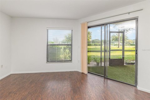 Condo in Orlando, Florida, 2 bedrooms  № 1769317 - photo 8