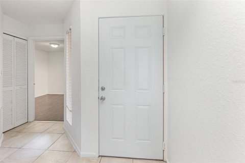 Condo in Orlando, Florida, 2 bedrooms  № 1769317 - photo 6