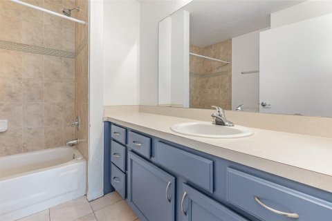 Condo in Orlando, Florida, 2 bedrooms  № 1769317 - photo 20