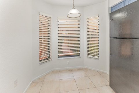 Condo in Orlando, Florida, 2 bedrooms  № 1769317 - photo 15