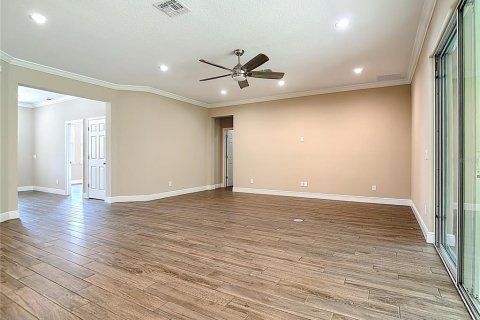 House in Orlando, Florida 4 bedrooms, 271.92 sq.m. № 2217314 - photo 25